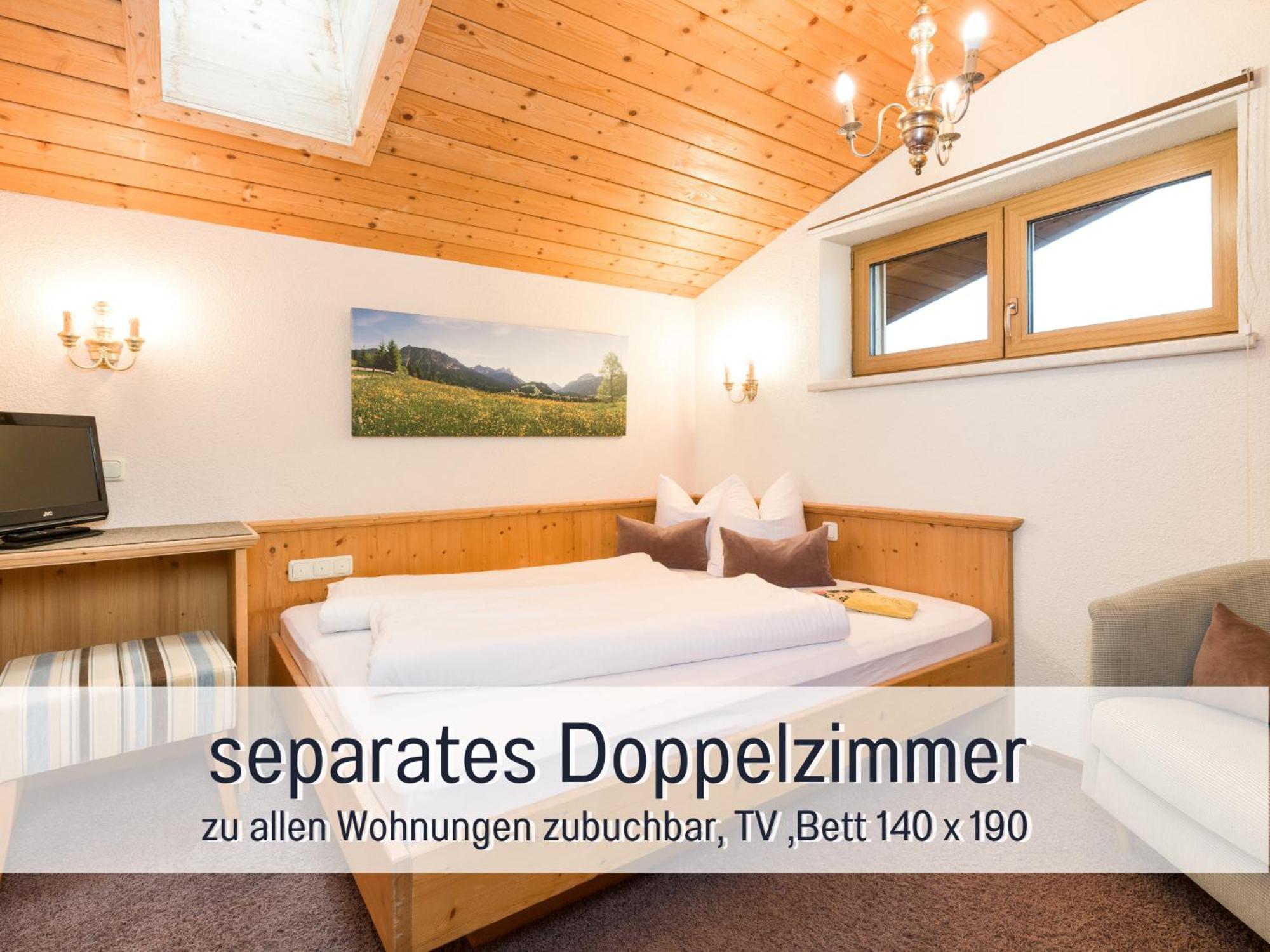 Apartments Tannheim - Bei Birgit Mariacher - Inklusive Sommerbergbahnen - Infrarotsauna & Broetchenservice - Zentral Mit Bergblick Exterior photo