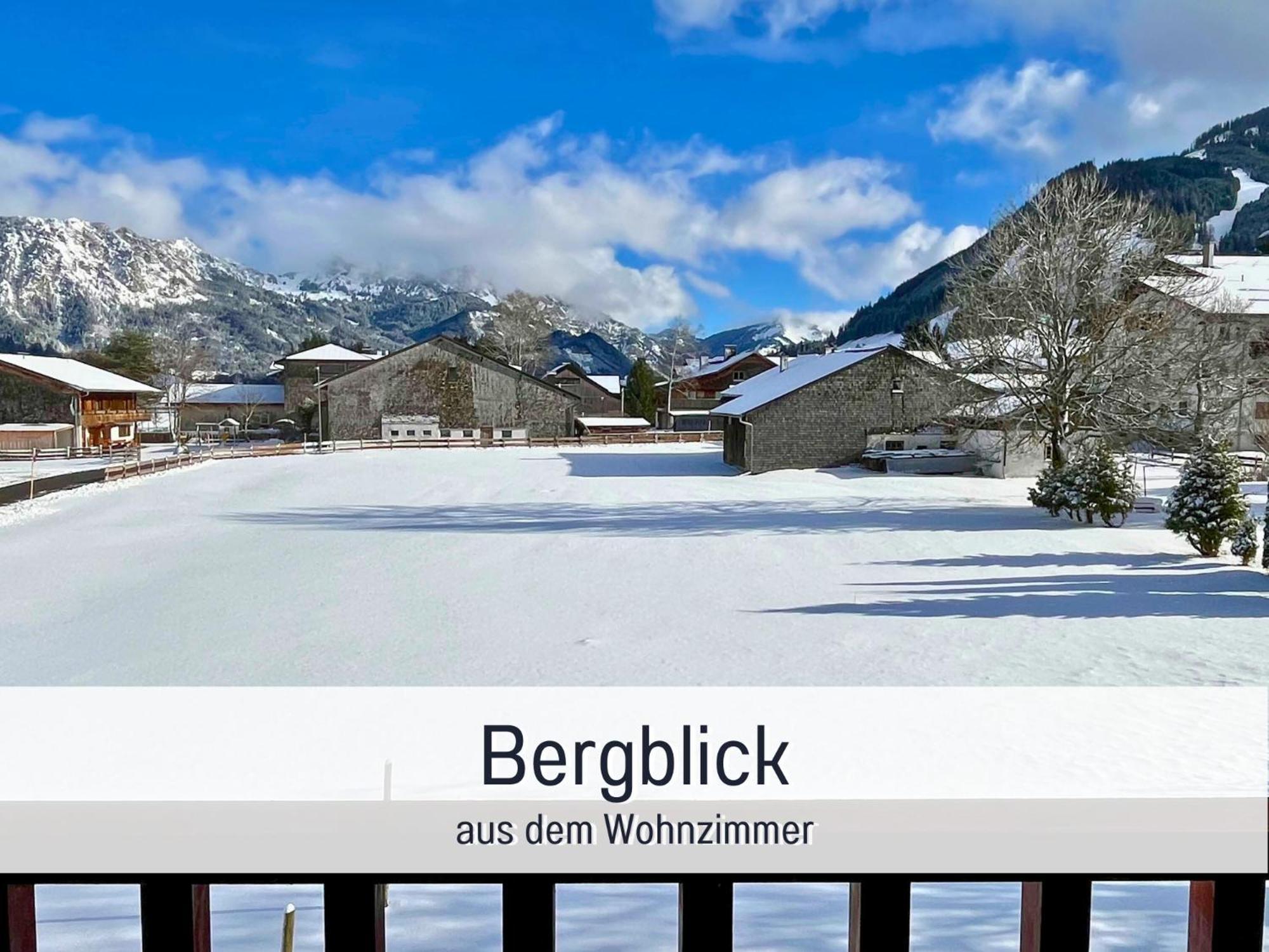 Apartments Tannheim - Bei Birgit Mariacher - Inklusive Sommerbergbahnen - Infrarotsauna & Broetchenservice - Zentral Mit Bergblick Exterior photo